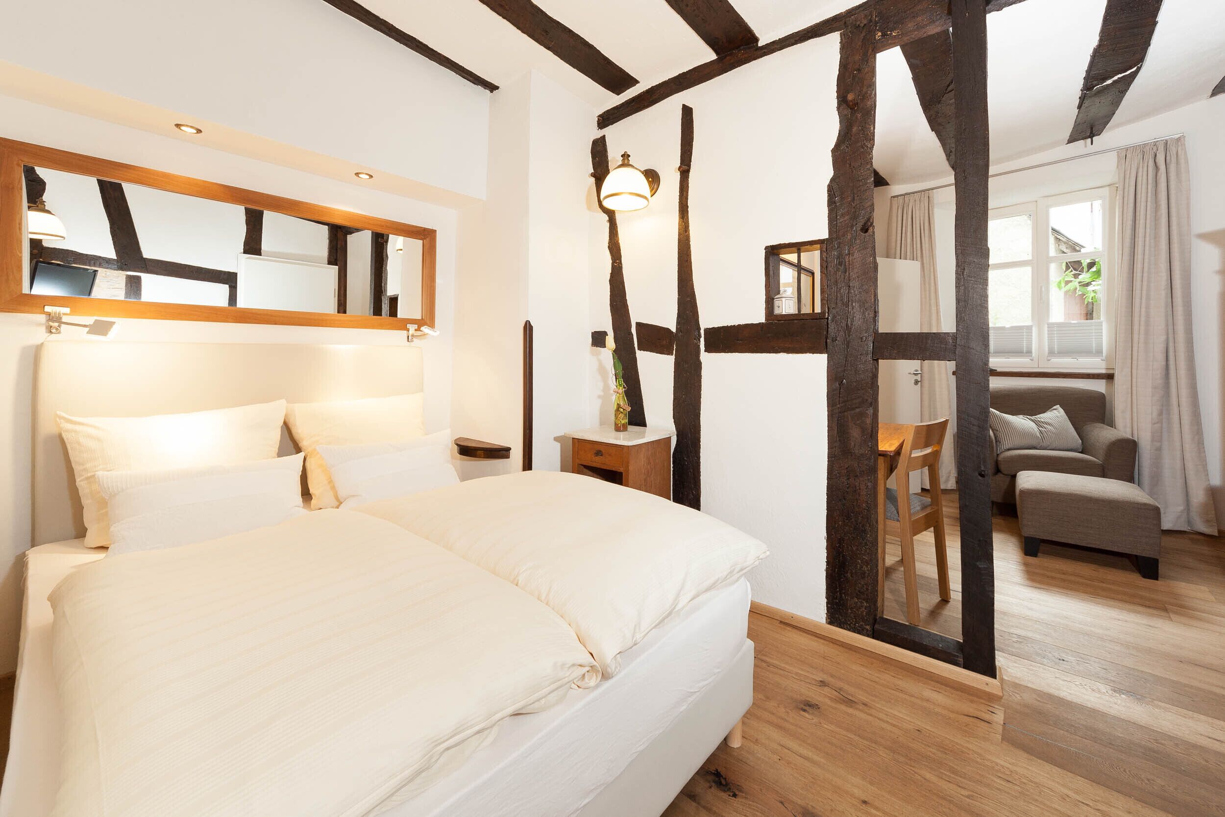 Standard Double Room | Minibar, in-room safe, bed sheets