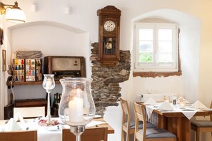 Breakfast, lunch and brunch served - Hotel Zeltinger Hof (Zeltingen-Rachtig)