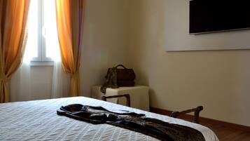 Deluxe tweepersoonskamer, uitzicht op de stad | Uitzicht vanuit de kamer