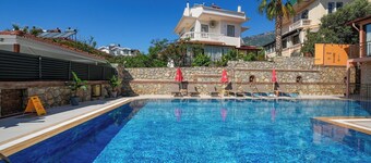 Mut Hotel