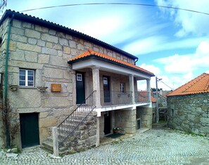 Fachada de la propiedad