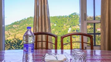 Double or Twin Room | Balcony