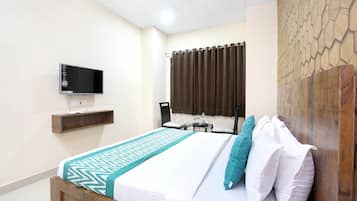 Standard Double Room | Free WiFi, bed sheets