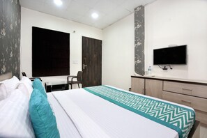 Free WiFi, bed sheets - OYO 11934 Hotel De Agya Paradise (Ludhiana)