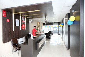 Reception - OYO 11934 Hotel De Agya Paradise (Ludhiana)