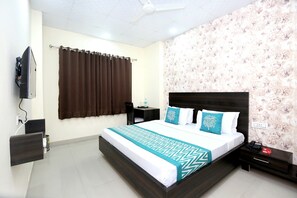 Free WiFi, bed sheets - OYO 11934 Hotel De Agya Paradise (Ludhiana)