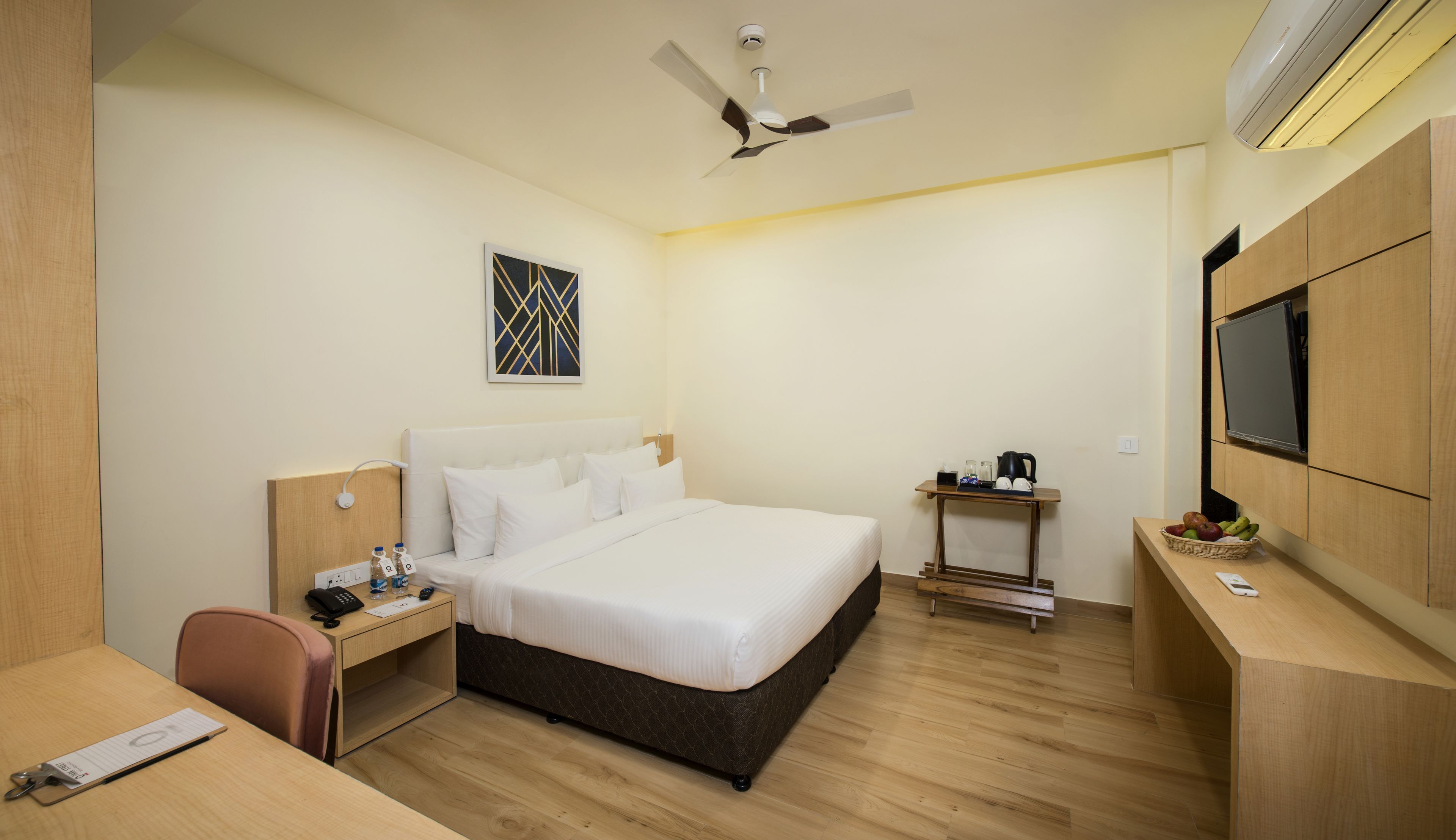 Minibar, in-room safe, desk, soundproofing
