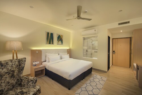 10 Park Street Hotel & Banquets