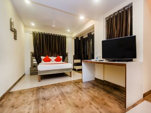 Double or Twin Room | Free WiFi