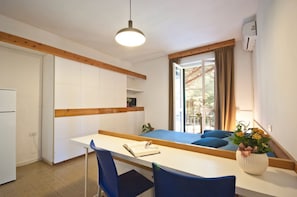 Studio | Desk, free WiFi, bed sheets - Residence Golfo Della Lacona (Capoliveri)