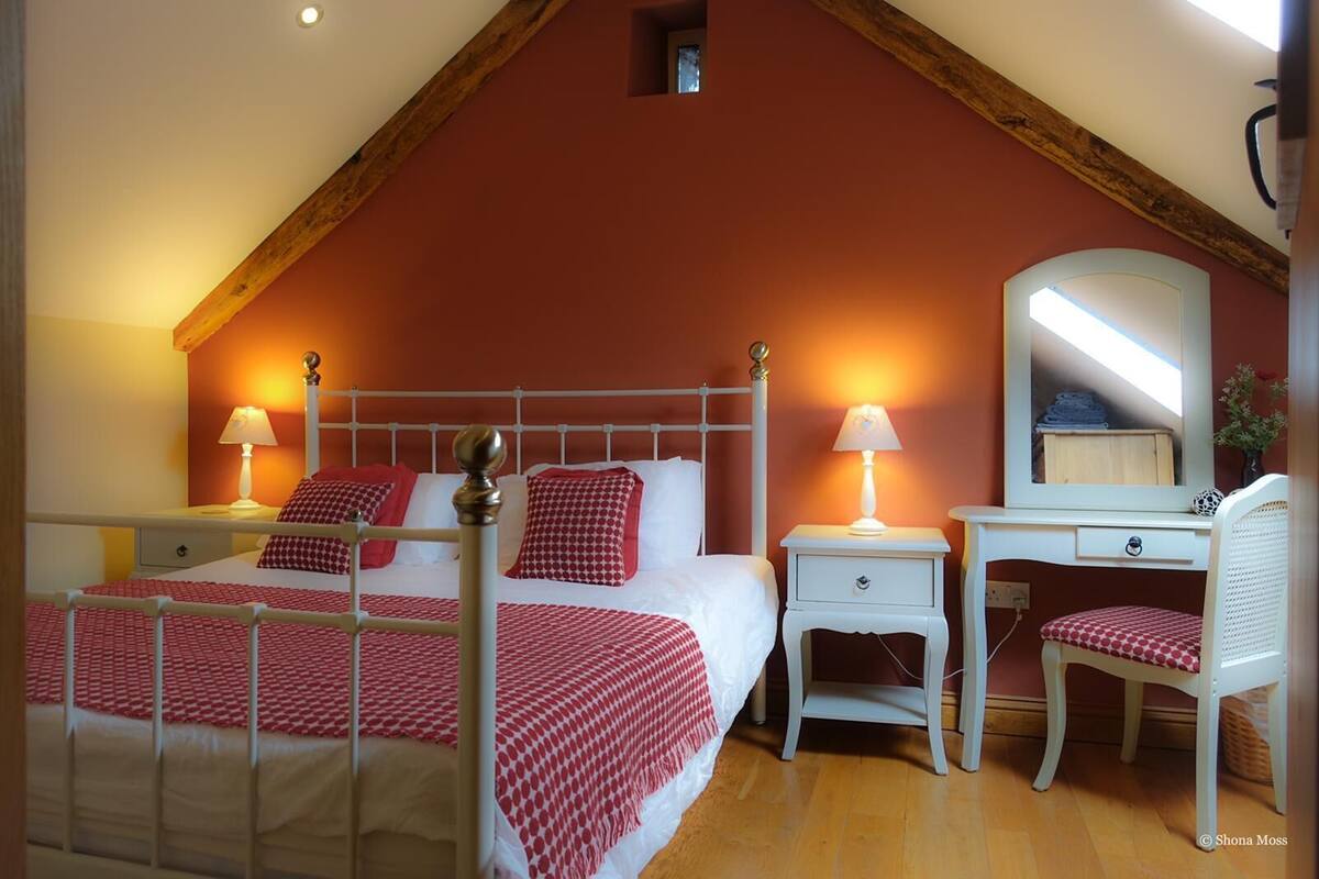 Cabin Cao cấp, có phòng tắm riêng, quang cảnh sân vườn (Beacons Barn) | 1 phòng ngủ 