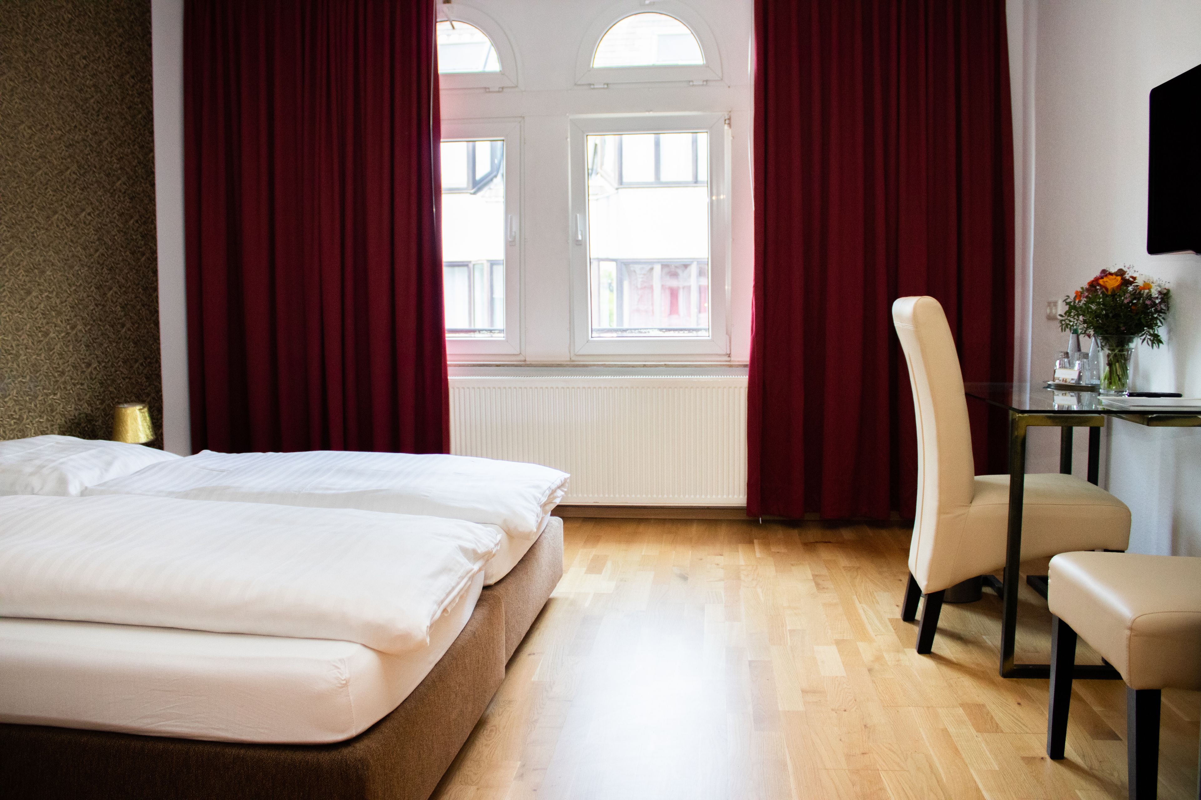 Classic Δίκλινο Δωμάτιο (Double ή Twin) | Χρηματοκιβώτιο στο δωμάτιο, γραφείο, κουρτίνες συσκότισης, ηχομόνωση 