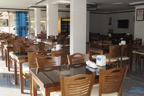 Restaurant - Delfin Otel (Erdemli)