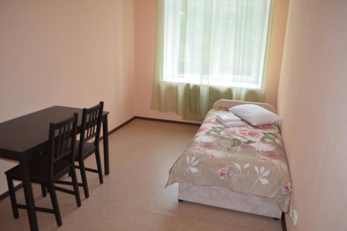 Economy Room, 1 Bedroom, Shared Bathroom | 1 bedroom, desk, iron/ironing board, free WiFi