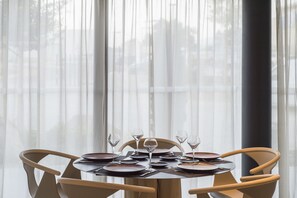 Dinner served  - Mercure Hotel & Spa Bastia Biguglia (Biguglia)