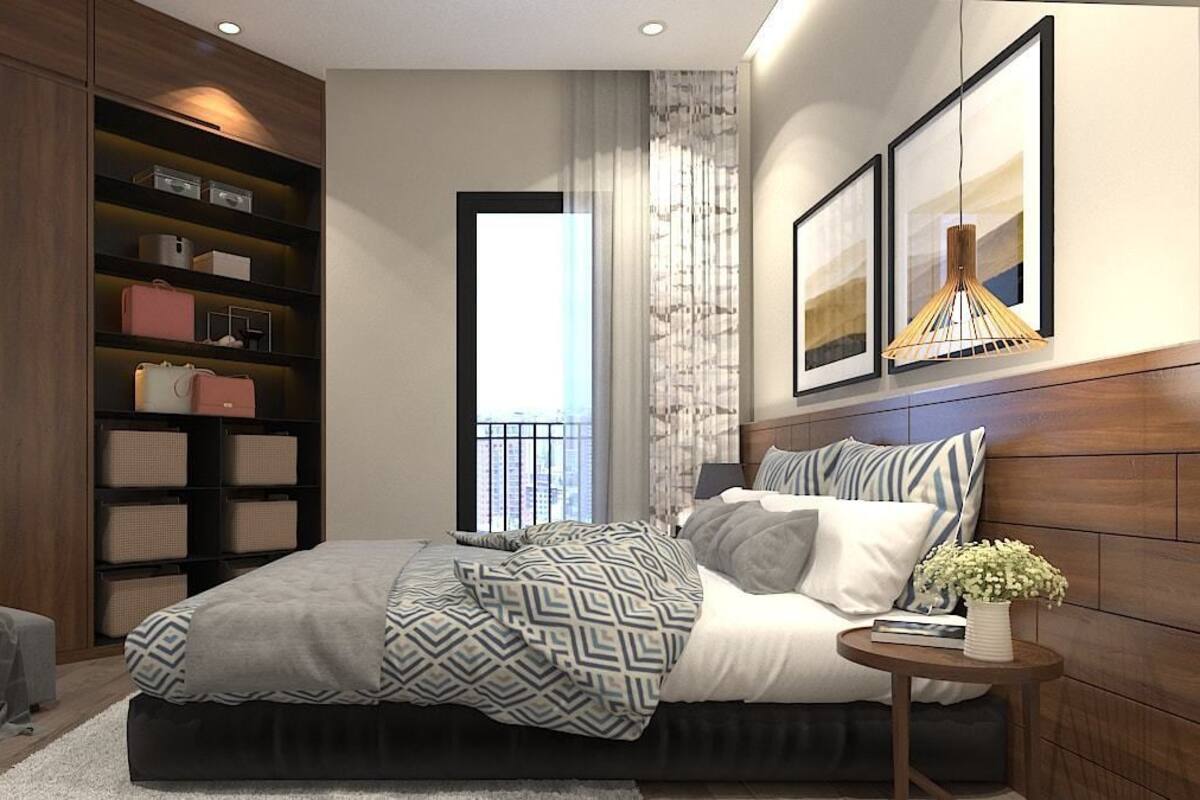Een minibar, een bureau, een strijkplank/strijkijzer, gratis wifi