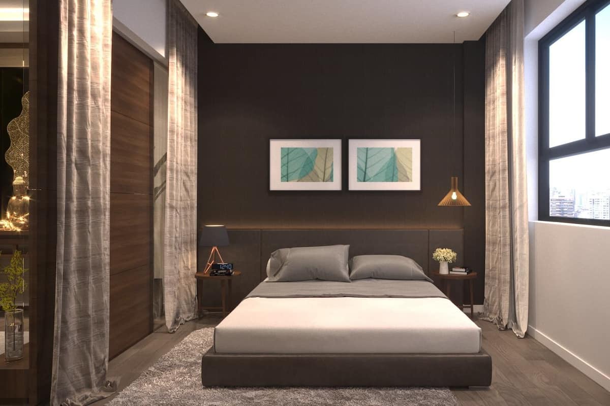 Een minibar, een bureau, een strijkplank/strijkijzer, gratis wifi