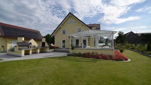 Unclassified image, 4 of 23, button - Luxbellevue Domizil (Tussenhausen)
