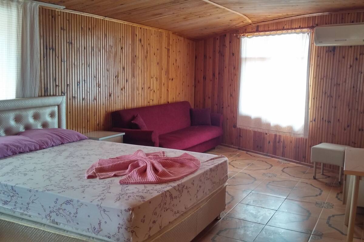 Loft família, 1 quarto, para não fumantes | Frigobar, escrivaninha, camas extras/dobráveis (sobretaxa)