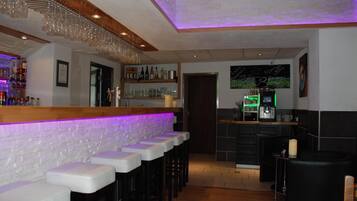 Bar (in der Unterkunft)
