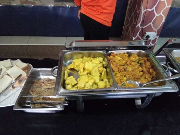 Breakfast buffet