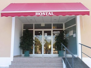 Front of property - Hostal Asador Imperial (Crevillente)