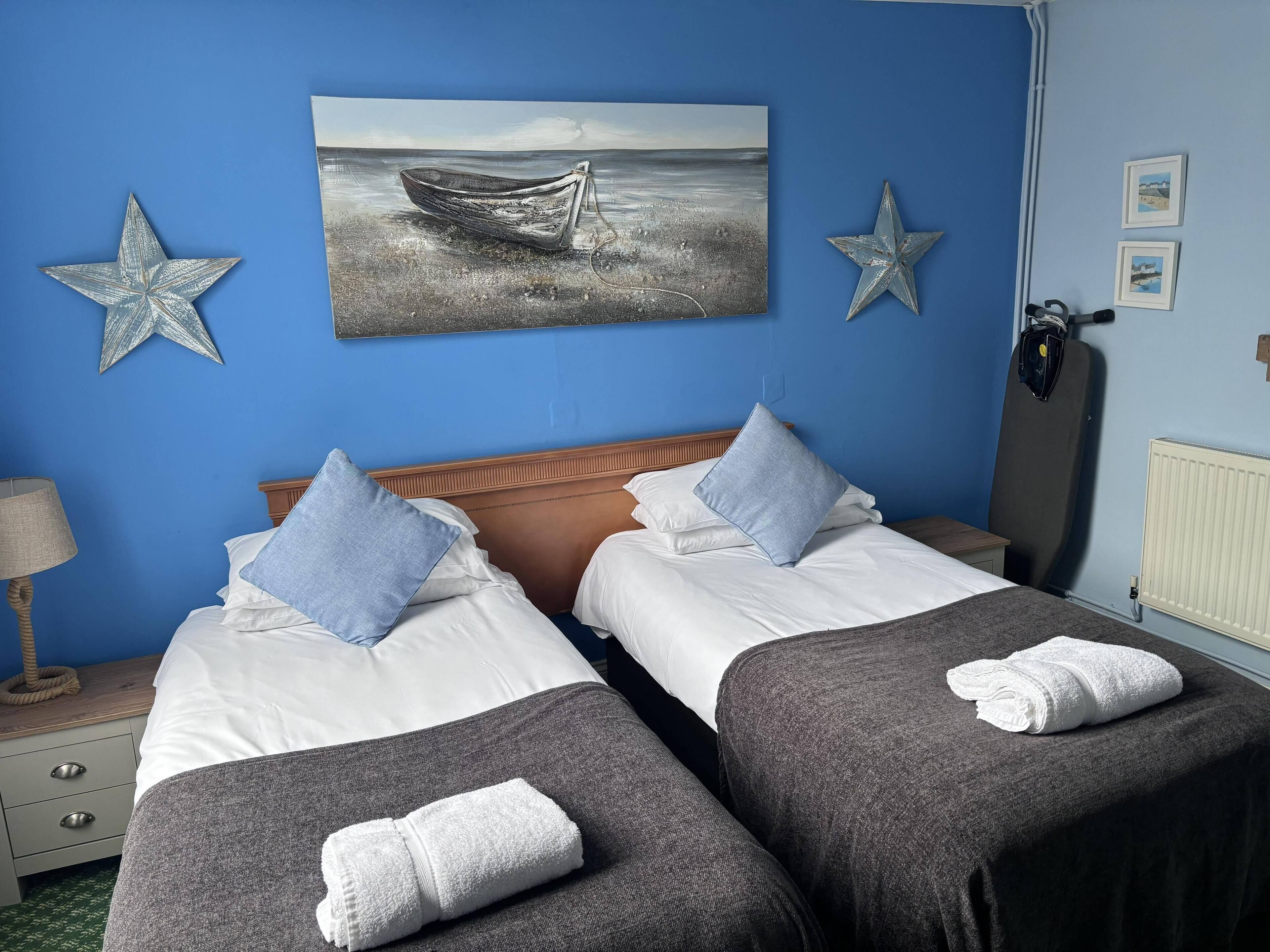 deluxe twin room | 1 bedroom, individually decorated, individually furnished