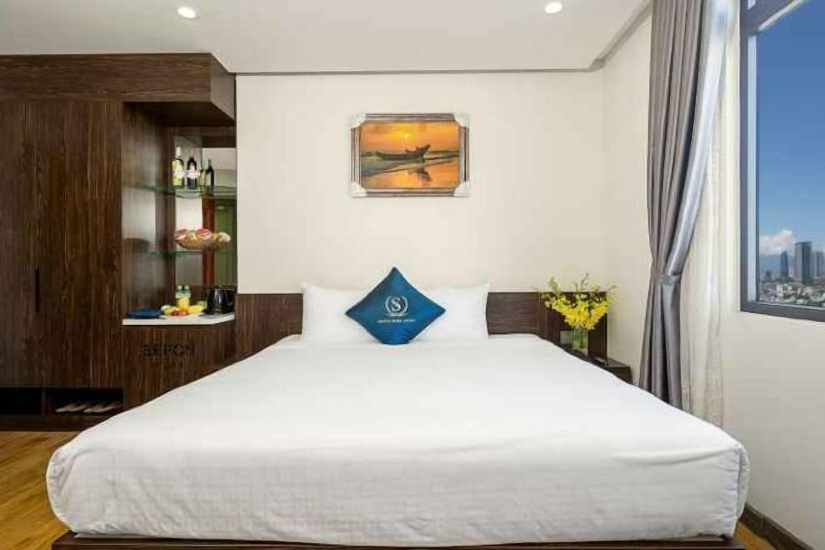 Minibar, coffres-forts dans les chambres, bureau, chambres insonorisées