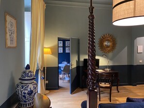 Desk, free cots/infant beds, free WiFi, bed sheets - Residenza dei Pucci (Florence)