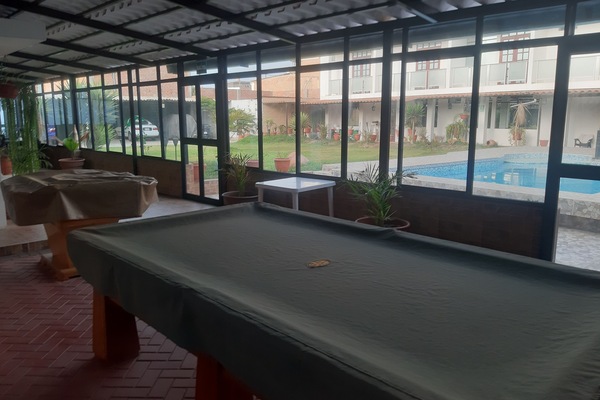 TV de tela plana 32 polegadas com canais a cabo, TV