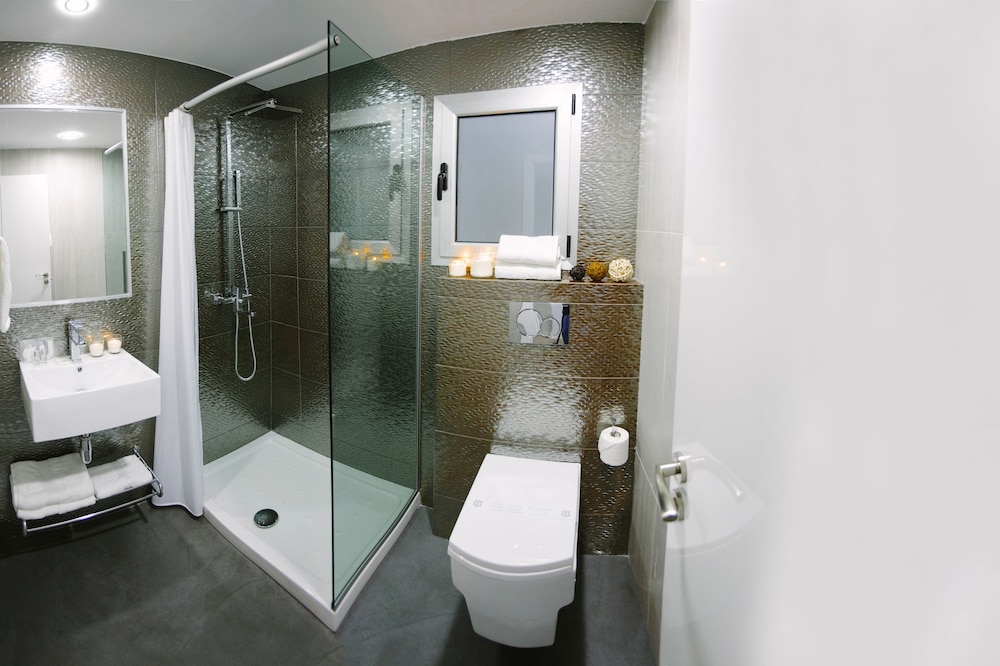 Valentina Beach Apartments & Suites - 2