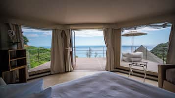 1 Schlafzimmer, hochwertige Bettwaren, Daunenbettdecken