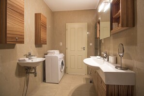 Bathroom - Luxurious Apartment near Prague Castle (Prague)