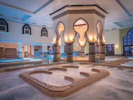 Bañera de hidromasaje interior