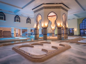 Tina de hidromasaje interior