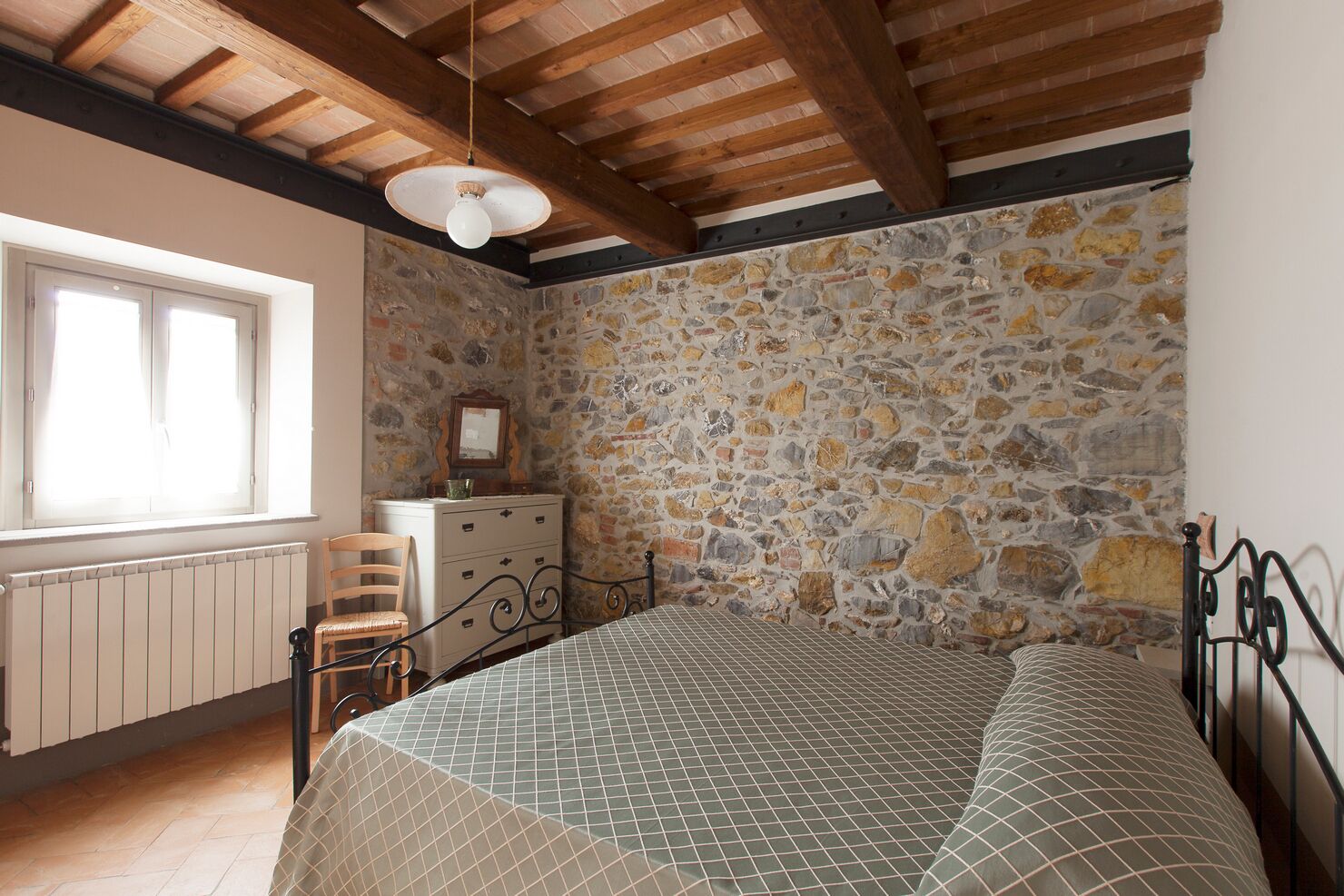 Superior-Apartment, Terrasse, Parkblick | Schreibtisch, Verdunkelungsvorhänge, kostenloses WLAN, Bettwäsche