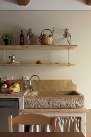 Superior-Maisonette, 3 Schlafzimmer, Terrasse, Gartenblick | Eigene Küche