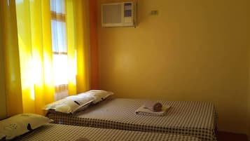 Habitación básica | Wifi gratis y ropa de cama