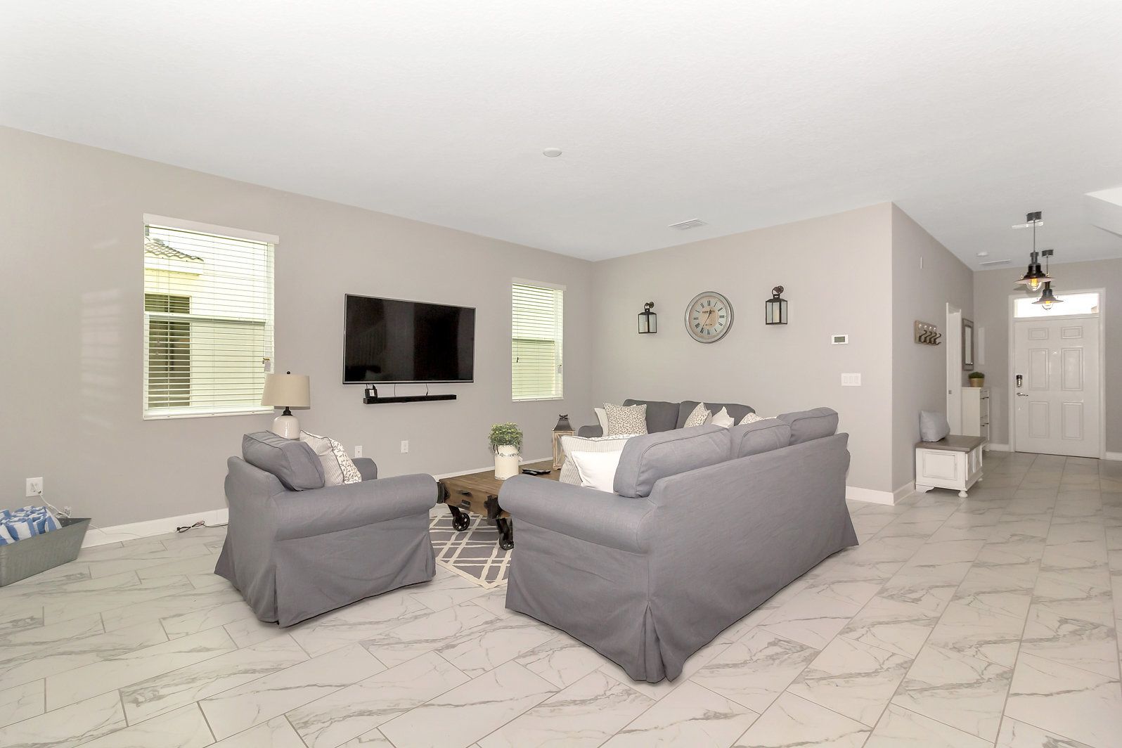 family house, 6 bedrooms | premium bedding, individually decorated, individually furnished