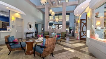 Sala de estar en el lobby