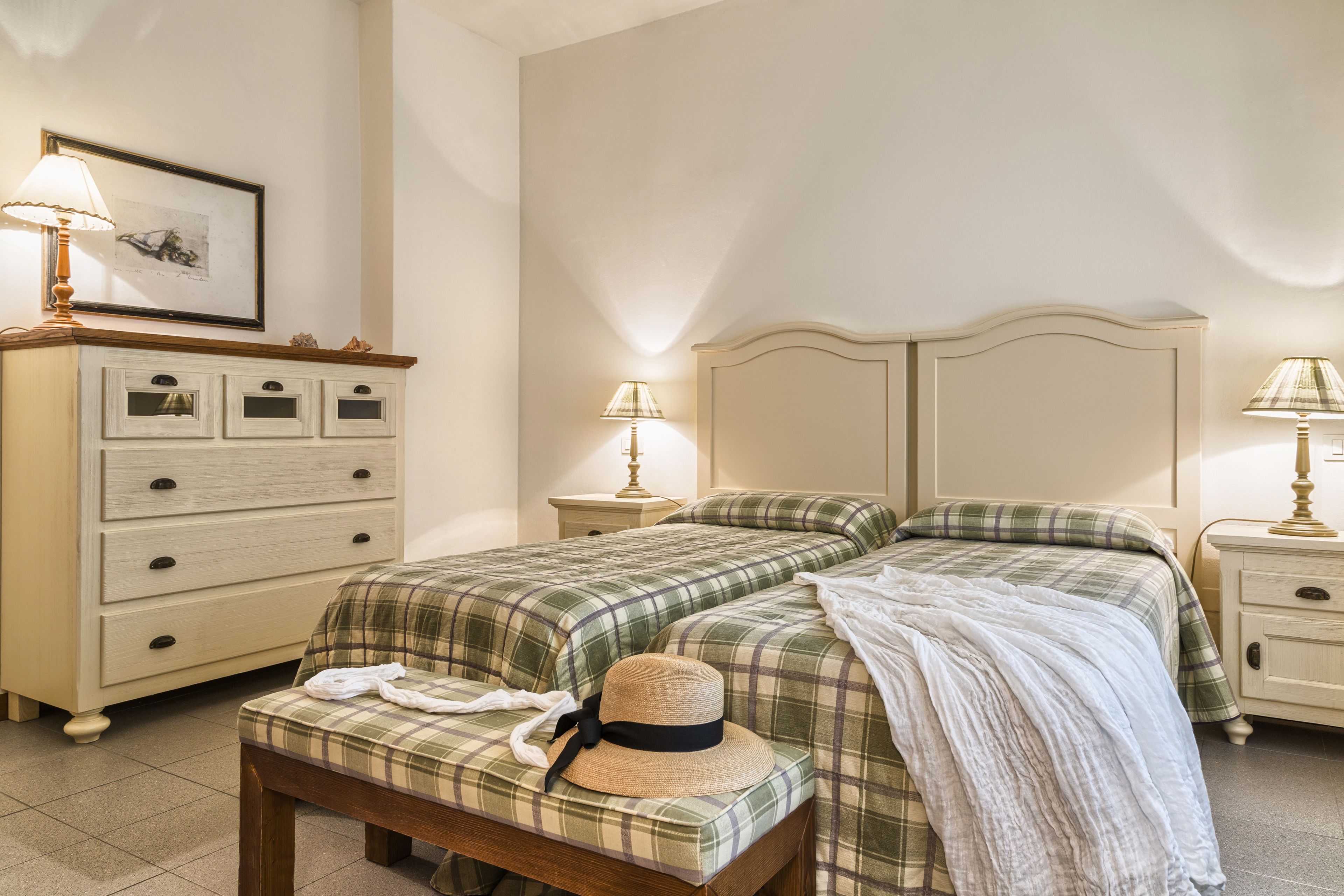 Geluiddichte muren, gratis wifi, beddengoed