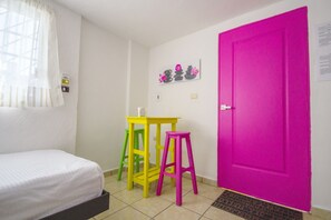 Studio | In-room dining - Hacienda Sofía - Cuarto Rosa by Andiani (Cancun)