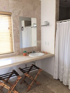 House | Bathroom sink - Mystique by Andiani (Cancun)