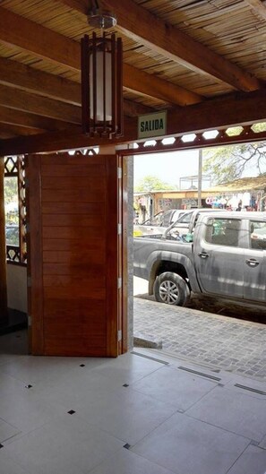 Lobby - Balsa y Totora (Máncora)