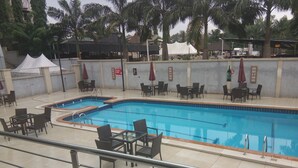 Piscina externa