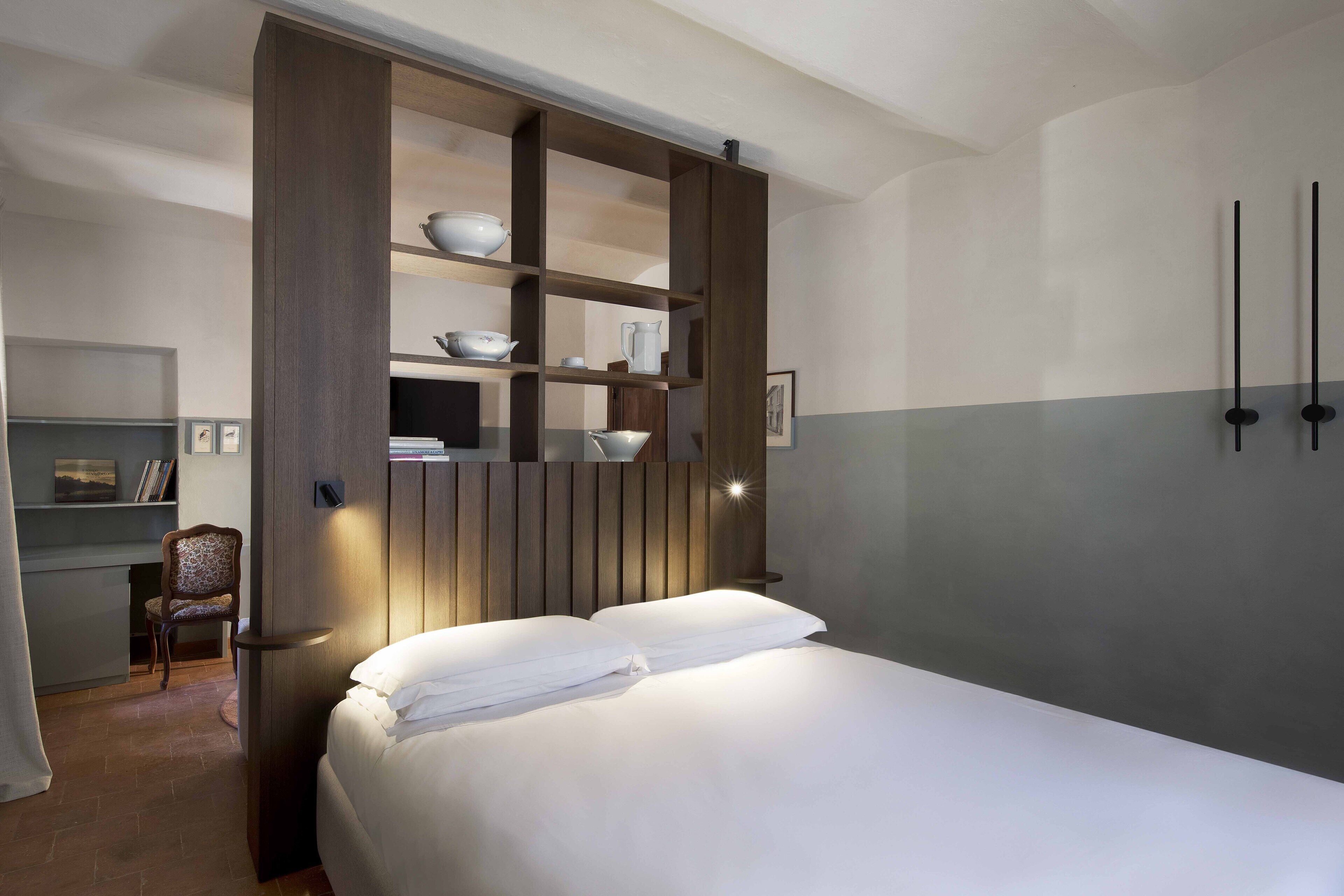 Minibar, desk, blackout drapes, soundproofing