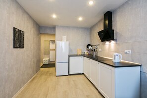 Refrigerador y microondas