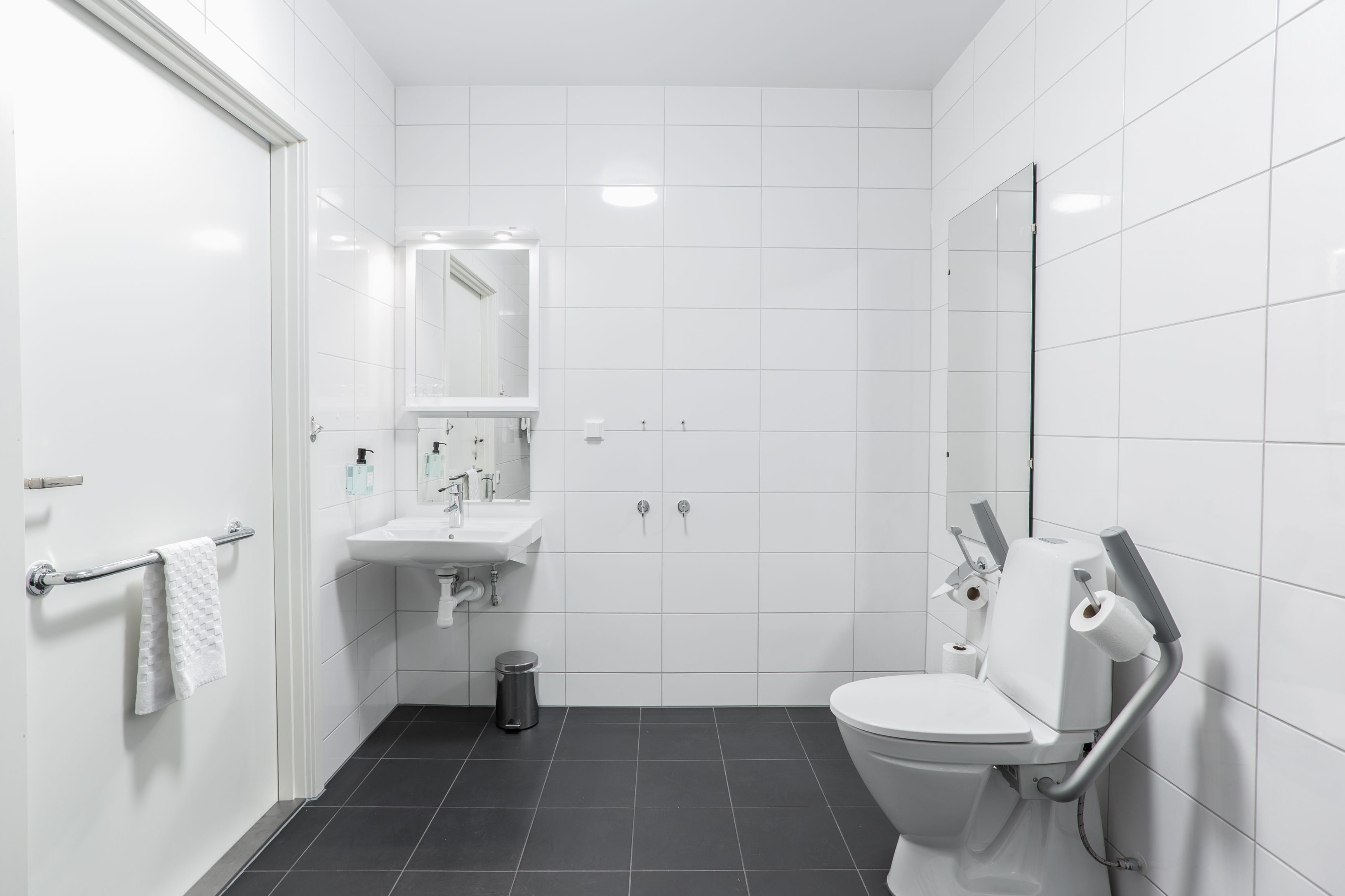 family double or twin room, 2 single beds, accessible | bathroom | shower, hair dryer, towels