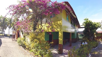 Entrada de la propiedad