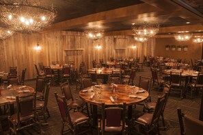 Restaurant - Grand Summit Hotel (Newry)